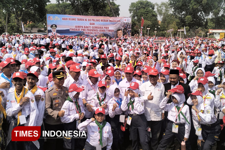 Kader PMR Jawa Timur saat pembukaan Jumbara di Lapangan Sepak Bola Wisma Ahmad Yani Semen Gresik (Foto: Akmal/TIMES Indonesia)