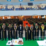 Kukuhkan 1.175 Wisudawan Universitas Ibrahimy Situbondo, 2  Mahasiswa Berangkat Umroh