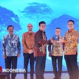 Warga Gresik Binaan Pabrik Pengolahan Tembaga Raih Penghargaan Berkat Inovasi Energi dan Pangan