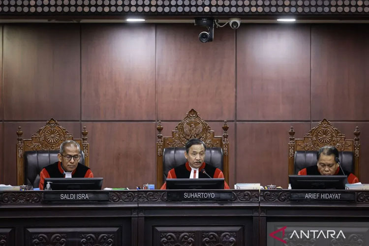 MK Tolak Uji Formil UU TNI, Dalil Pemohon Dinilai Tak Beralasan