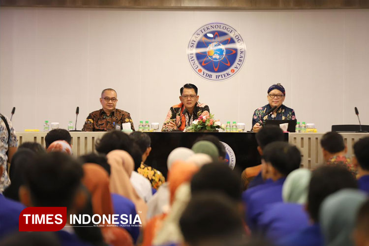 Wabup Sleman Dorong Mahasiswa Penerima Beasiswa Tunjukkan Komitmen dan Prestasi