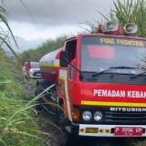 Terjebak Semalaman, Mobil Konten Kreator Dievakuasi Damkar Banyuwangi