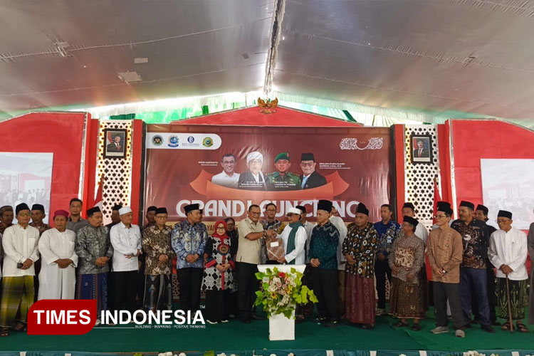 Pesantren Jadi Garda Depan Program Makan Bergizi Gratis, Hebitren Luncurkan 1.000 Dapur