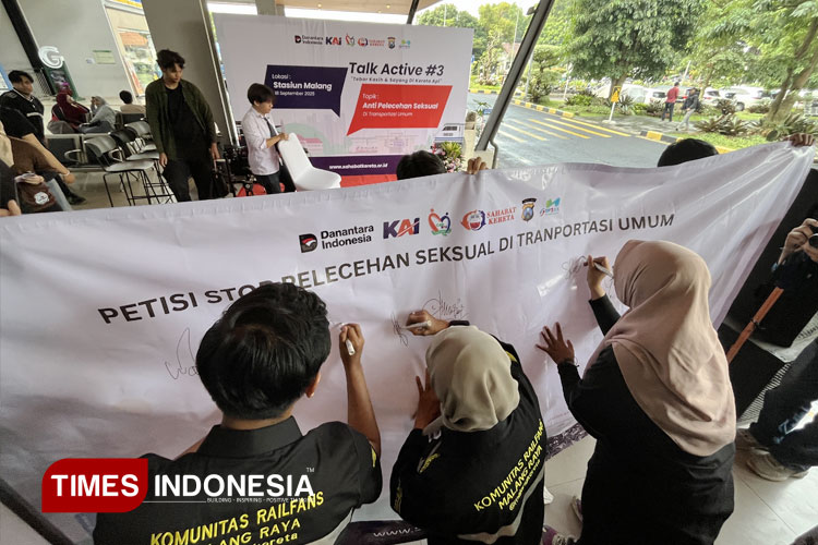 Suasana-sosialisasi-dan-penandatanganan-petisi-anti-pelecehan-seksual-2.jpg