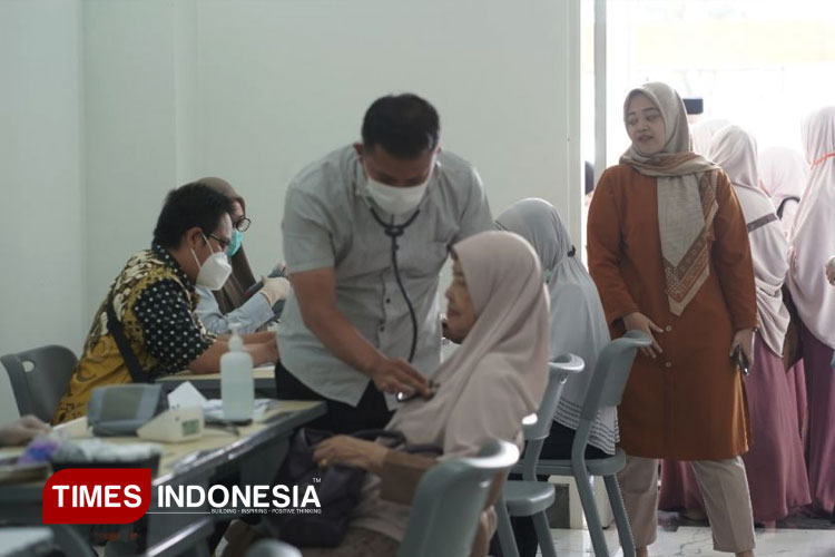 Peringatan Maulid Nabi Bersamaan dengan Milad Majelis Taklim Tsurayya ke-9 Meriah di TISMA