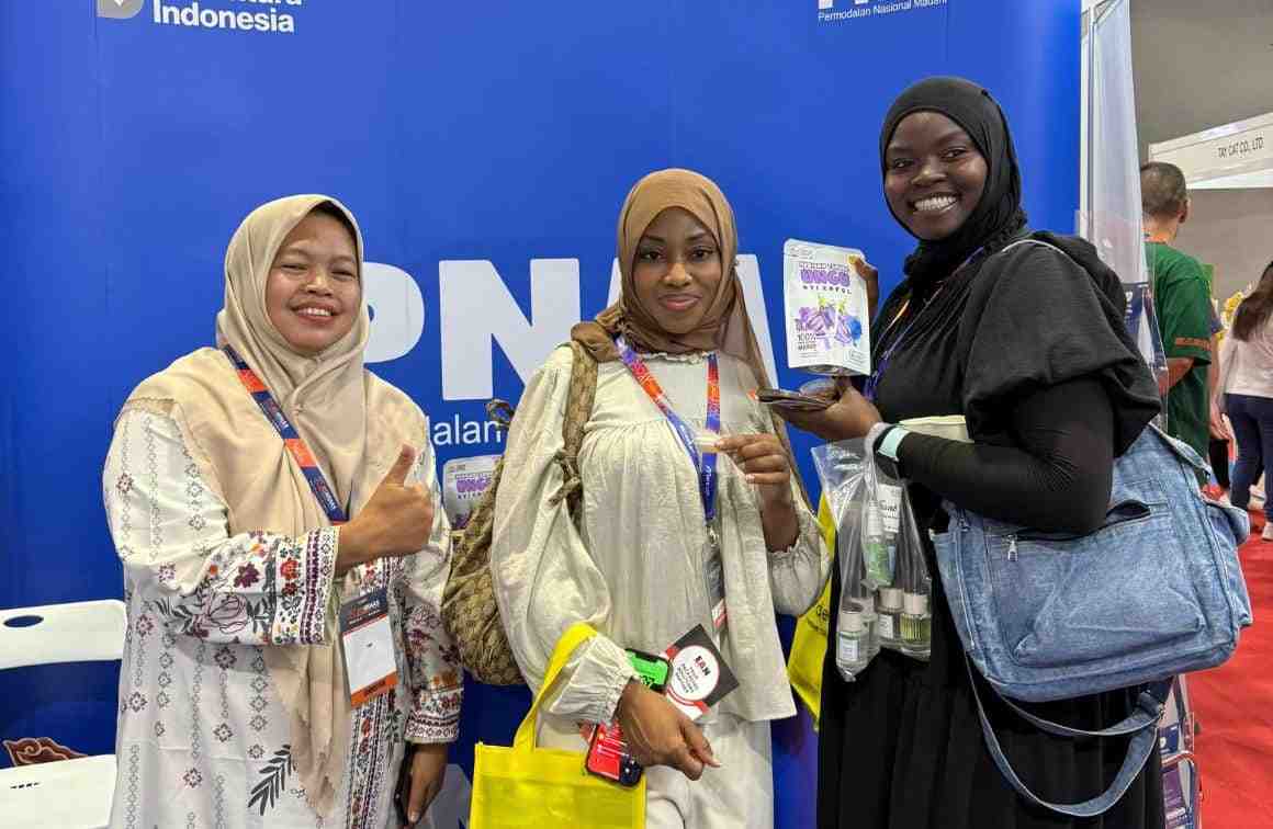 Lina Marlina di ajang bergengsi Malaysia International Halal Showcase (MIHAS) 2025 di Kuala Lumpur. (Foto: PNM)