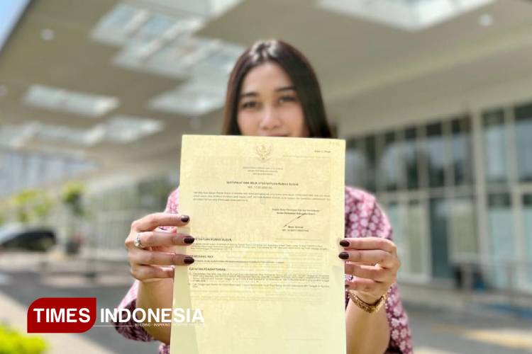 Iconland Property saat menunjukan SHMSRS untuk Apartement Tower A. (Foto: Akmal/TIMES Indonesia)