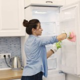 Tips Membersihkan Kulkas: Menjaga Kesejukan dan Kesegaran Makanan