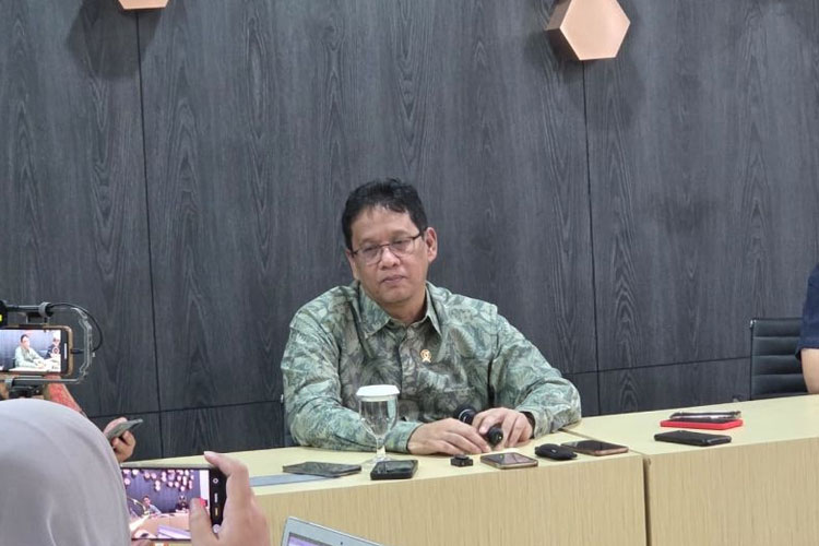 Menteri Keuangan RI Purbaya Yudhi Sadewa di Kantor Kementerian Keuangan di Jakarta, Jumat (19/9/2025) (FOTO: ANTARA/Bayu Saputra)