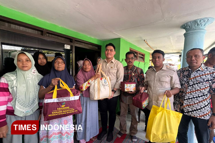 korban-kebakaran-DPRD-Jatim-2.jpg