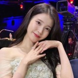IU Rayakan Hari Spesial Debut dengan Donasi Rp2,3 Miliar untuk Anak hingga Lansia
