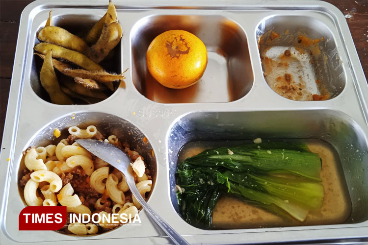 Menu-MBG-di-SMKN-Ngadirojo-Pacitan.jpg