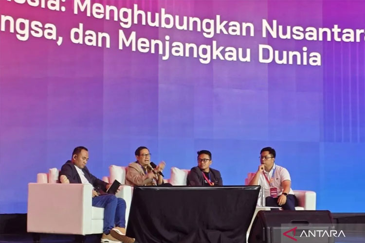 Kemkomdigi Siapkan Jaringan Internet untuk Layar Pintar di 330.000 Sekolah