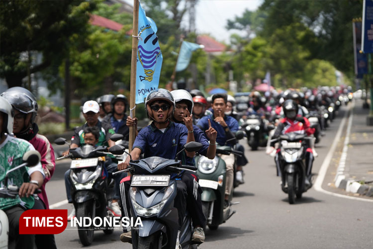 Suasana arak piala Juara Umum Porda dan Peparda DIY 2025 di Sleman (FOTO: Pemkab Sleman for TIMES Indonesia)