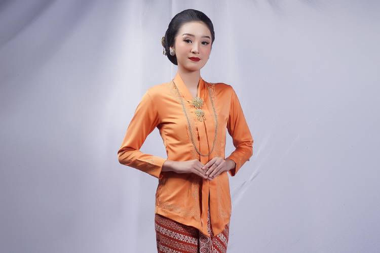 Agnes Andiani Mulyawati dorong pengenalan pariwisata lewat dunia digital. (FOTO: Instagram @erwin.motret02)