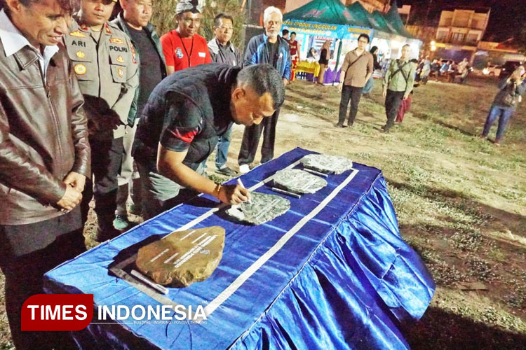Bupati-Soegiri.jpg