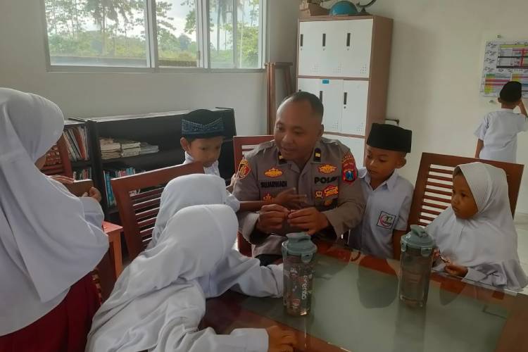 Polisi Ajak Pelajar Banyuwangi Jadi Agen Anti Perundungan