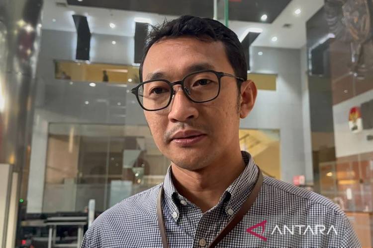 KPK Terus Dalami Aliran Dana Hibah Jatim, Empat Saksi Jalani Pemeriksaan