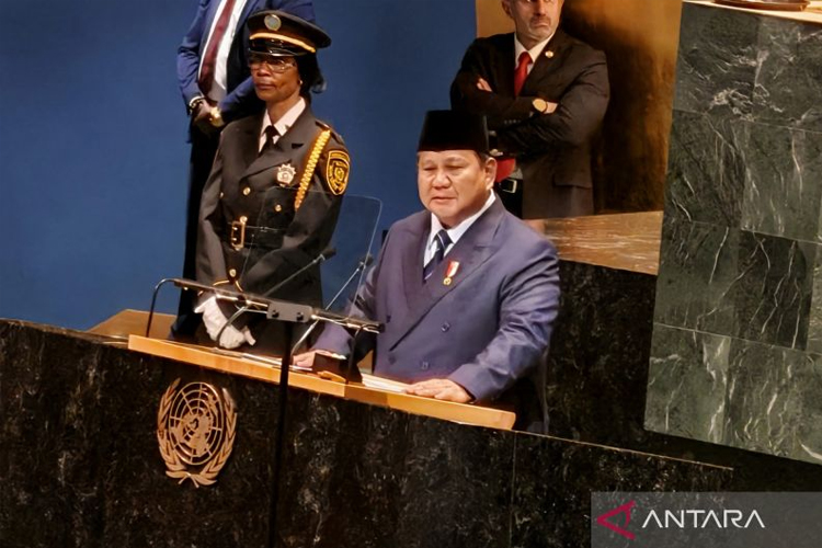 Presiden Prabowo Subianto menyampaikan pidato dalam Sidang Majelis Umum ke-80 Perserikatan Bangsa-Bangsa (PBB) di New York, Amerika Serikat, Selasa (23/9/2025). (ANTARA/Fathur Rohman)