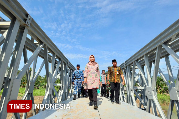 Disambut Rasa Syukur, Jembatan Darurat Sungailembu Banyuwangi Akhirnya Rampung
