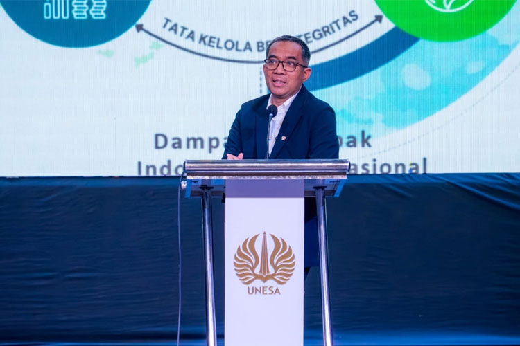 Di FORTEI Unesa, Mendiktisaintek Ajak Perguruan Tinggi Perkuat Industri Berbasis Sains dan Teknologi