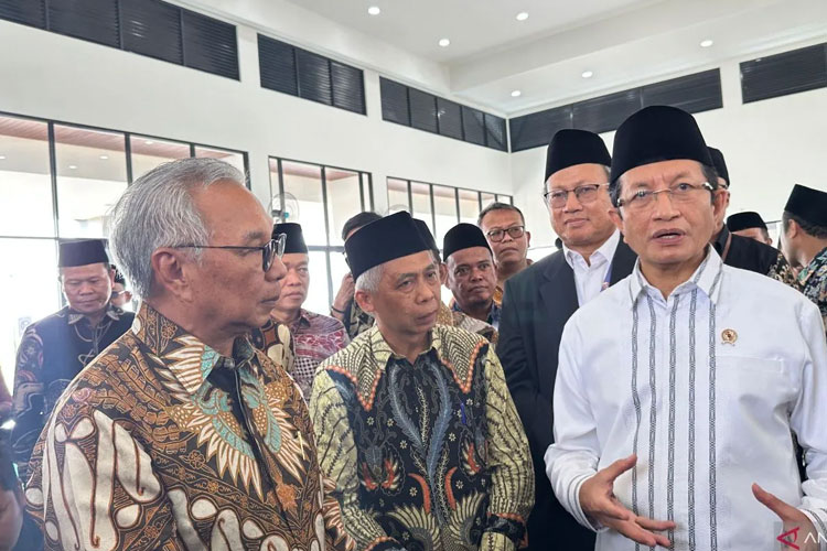 Menag RI Ajak Masyarakat Aktif Beri Masukan untuk Perbaikan MBG