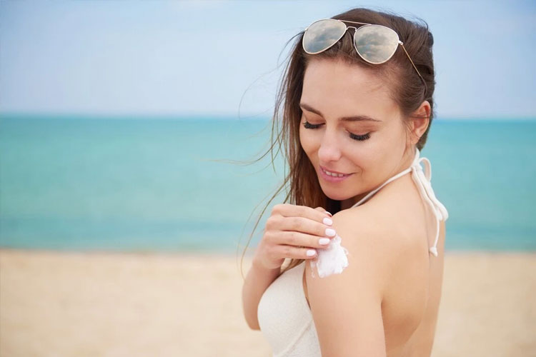 5 Alasan Mengapa Anda Harus Gunakan Sunscreen Setiap Hari untuk Lindungi Kulit