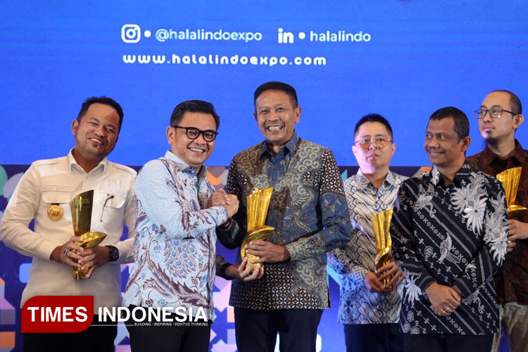 Kota Malang Raih Penghargaan Indonesia Halal Award Terbaik I Tingkat Nasional
