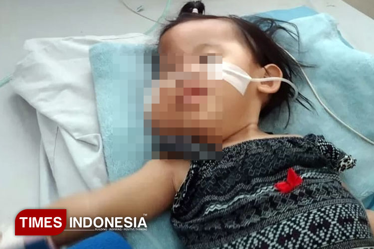 Elena Najma Azkayla, saat menjalani perawatan. (Foto: Gilang Ramadhan For TIMES Indonesia)