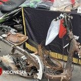 Demo Ricuh Kota Malang Sisakan Duka, Motor Korban Laka Ikut Hangus Dibakar Massa
