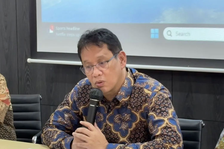 Menteri Keuangan Purbaya Yudhi Sadewa menjawab pertanyaan wartawan dalam taklimat media di kantor Kementerian Keuangan, Jakarta, Jumat (26/9/2025). (ANTARA)