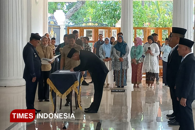 Bupati Majalengka Lantik Direksi Baru PT SMU, Tekankan Integritas dan Efisiensi