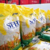 Jaga Kualitas dan Efisiensi Distribusi, Bulog Terapkan Kemasan Seragam Beras SPHP 5 Kg