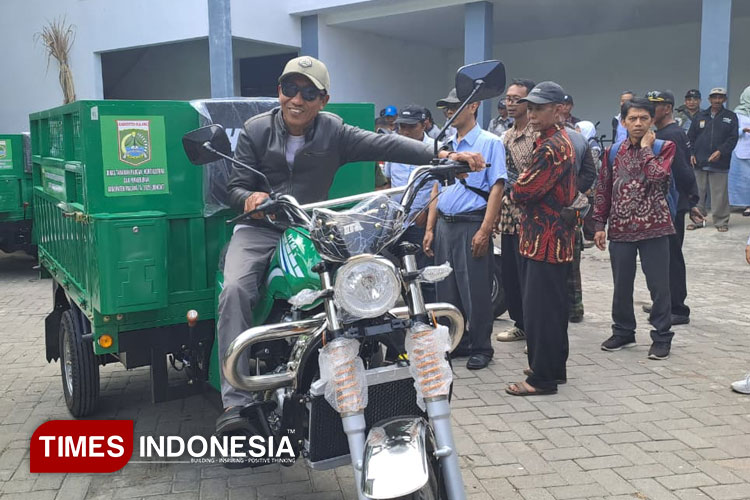 Salah-satu-mesin-perajang-tembakau-a.jpg