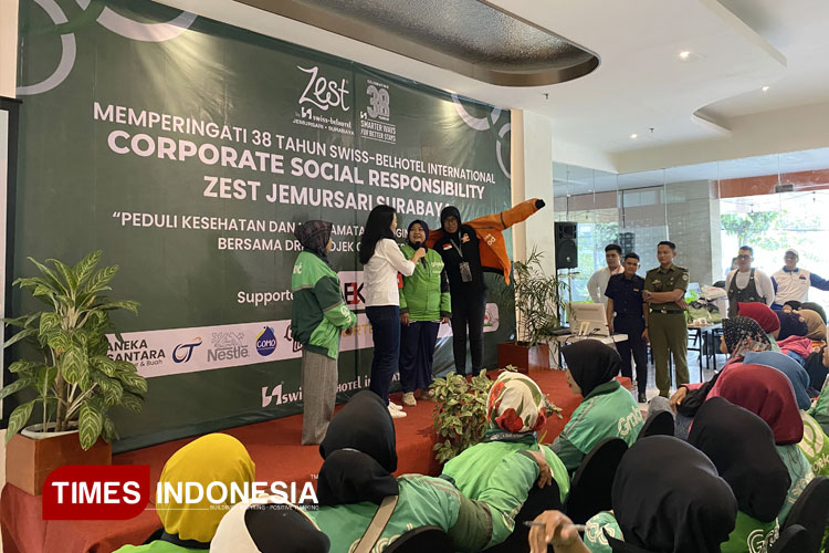 Zest-Hotel-Jemursari-Surabaya-3.jpg