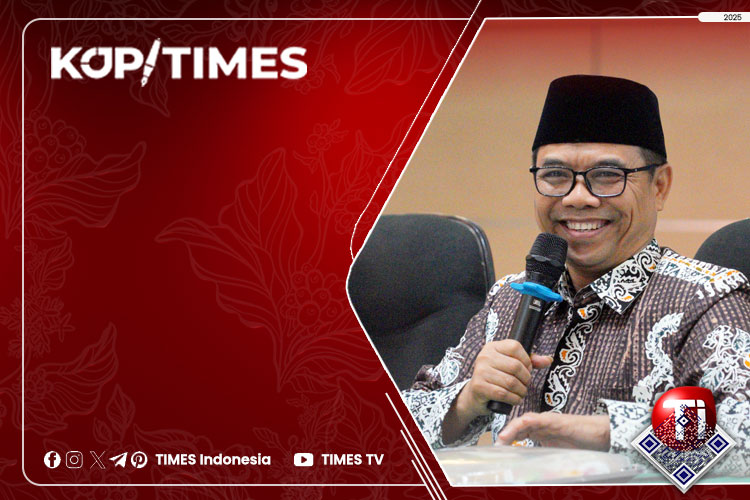 Dr. Akhmad Sruji Bahtiar, Kepala Kanwil Kemenag Jatim.