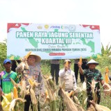 Polres Mojokerto Kota Panen Raya Jagung Kuartal 3