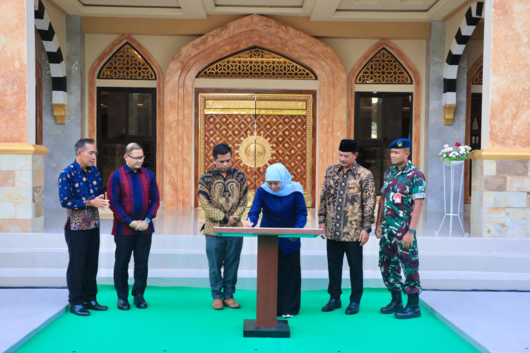 Masjid-SMAN-3-Taruna-Angkasa-2.jpg