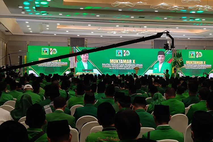 Muktamar ke-10 Partai Persatuan Pembangunan (PPP) dengan tema 