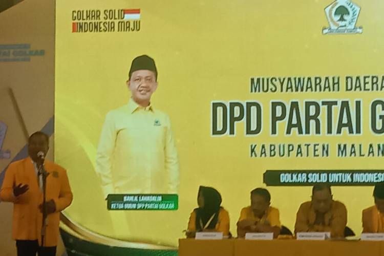 Sudarman-Terpilih-Aklamasi-Pimpin-DPD-Golkar-Kabupaten-Malang-20252030-cc.jpg