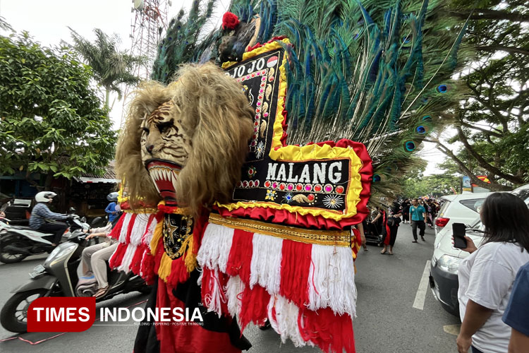 kirab-budaya-dua-abad-Klenteng-Malang-2.jpg