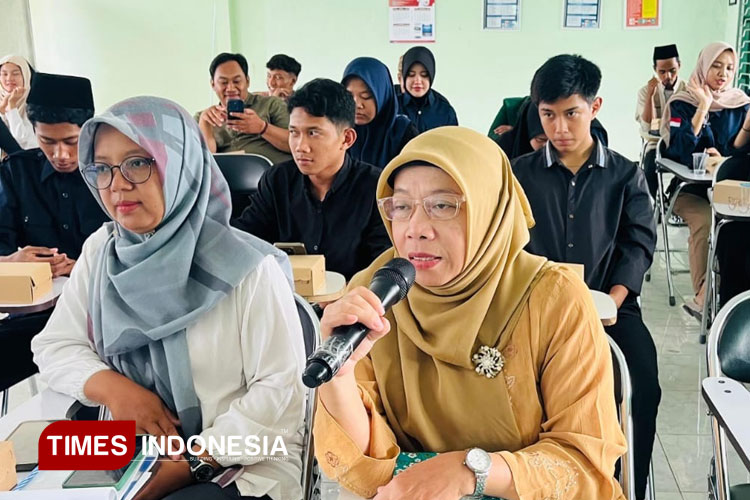 pelatihan-menulis-Akafarma-Sunan-Giri-Ponorogo-2.jpg