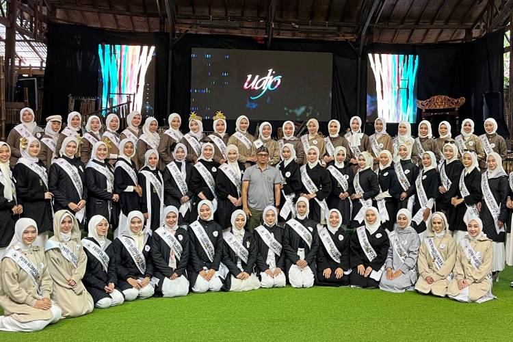 60 finalis Putri Hijabfluencer 2025. (FOTO: PHI for TIMES Indonesia)