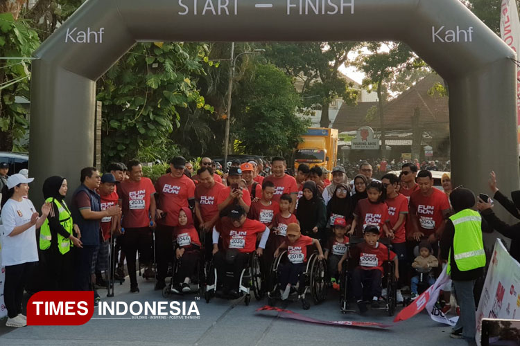 Para-siswa-disabilitas-TIMES-Indonesia-Fun-Run-2025-v3.jpg
