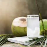 Herbal yang Bisa Membantu Meredakan Gejala Keracunan Makanan