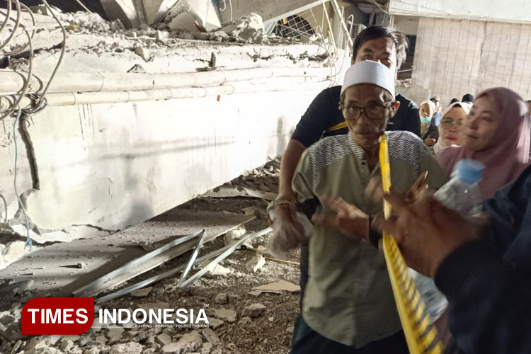 Gedung-Pondok-Pesantren-Al-Khoziny-roboh-6.jpg
