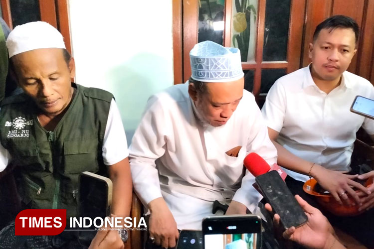 Pengasuh Ponpes Al Khoziny Angkat Bicara Usai Mushola Tiga Lantai Ambruk Timpa Ratusan Santri