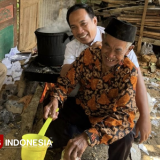Menyatu dengan Masyarakat, Cara Ketua DPRD Pacitan Serap Aspirasi