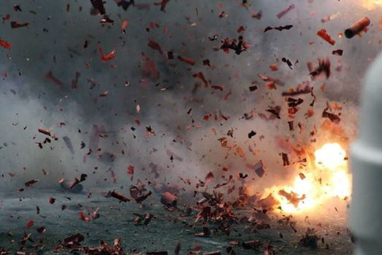 Ilustrasi ledakan bom di Pakistan. (Foto: istockphoto)