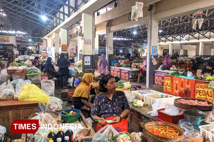 Harga Bahan Pokok di Pacitan Stabil, Cabai Keriting Masih Tertinggi